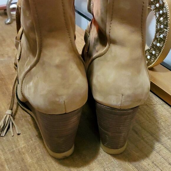 Land's End Tan Suede Leather Wedge Lace up Botties Sz 9.5 - Picture 6 of 12